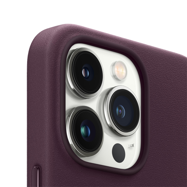 Apple-MagSafe-Leather-Case-Suits-iPhone-13-Pro-Max-Dark-Cherry-2.jpg